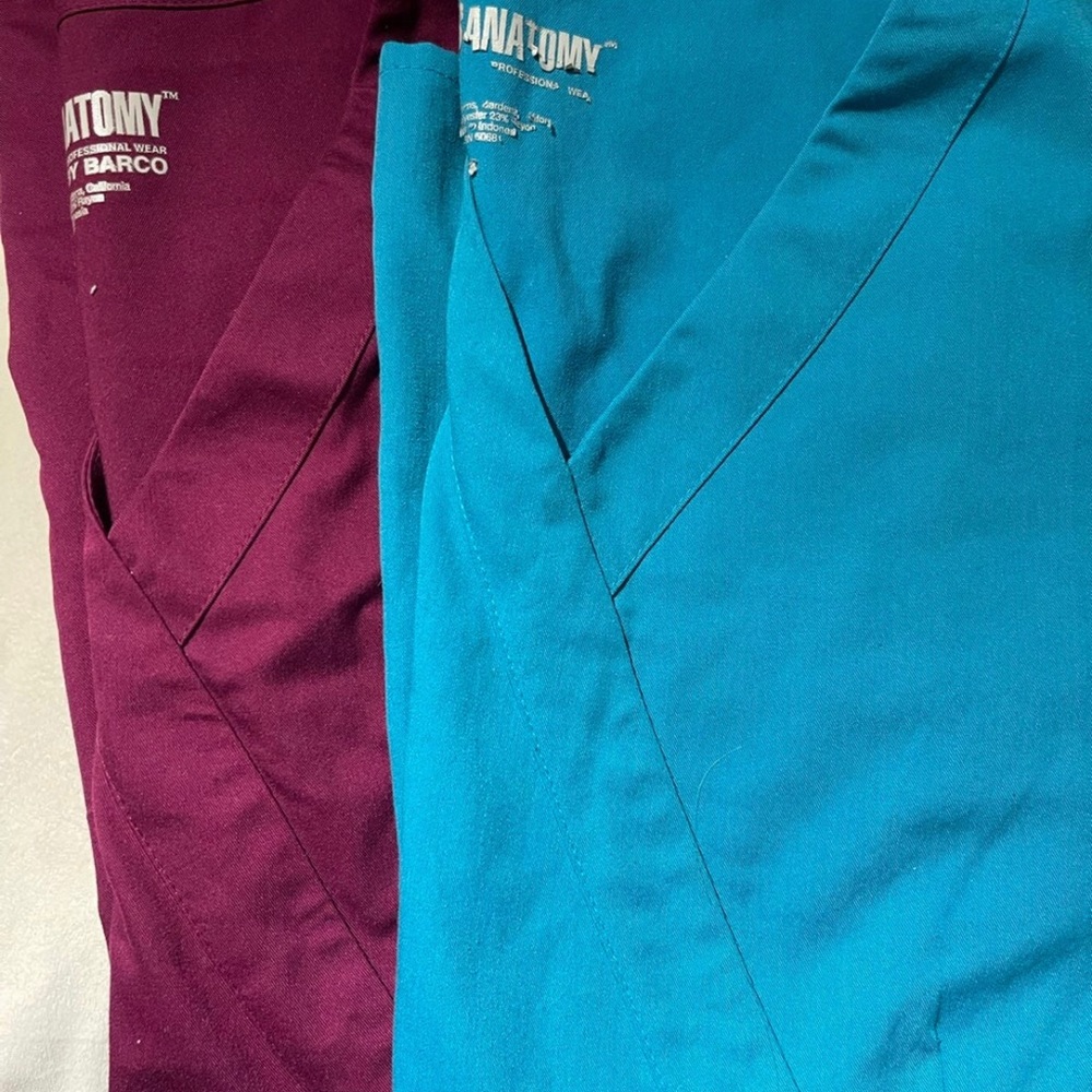 Bundle of mock wrap Greys Anatomy (Barco) scrub tops XL